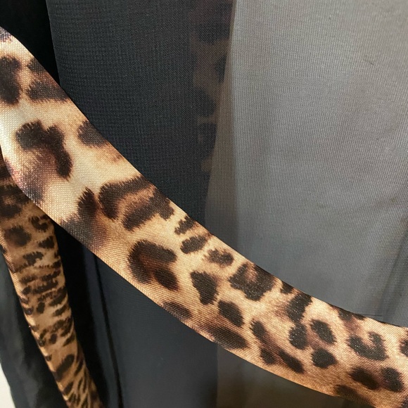 Animal Print Robe - Picture 4 of 7